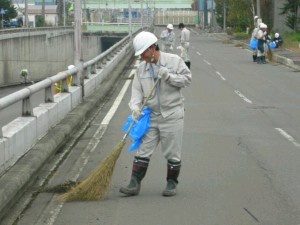 081018道路清掃活動.JPG