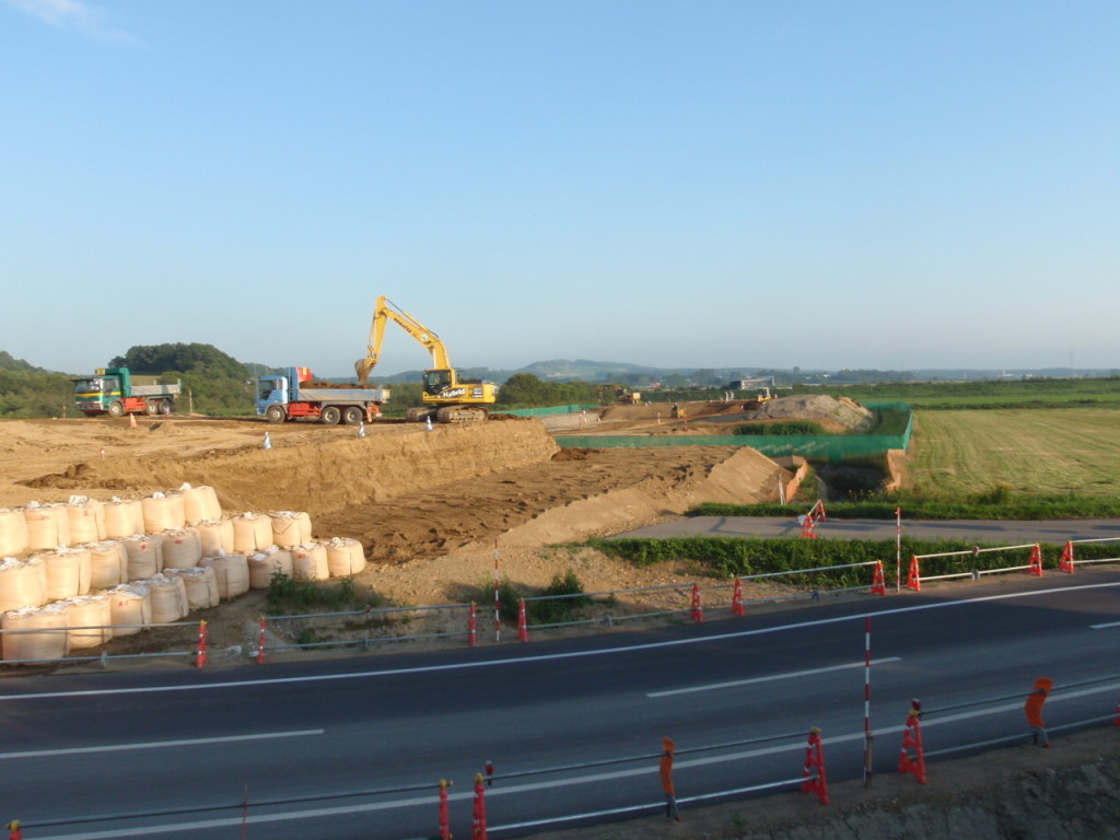 道央圏連絡道路　長沼町　幌内改良工事