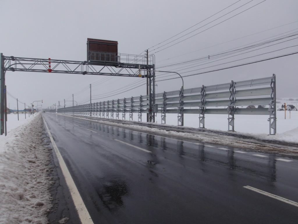 一般国道275号　北竜町　板谷防雪柵設置工事
