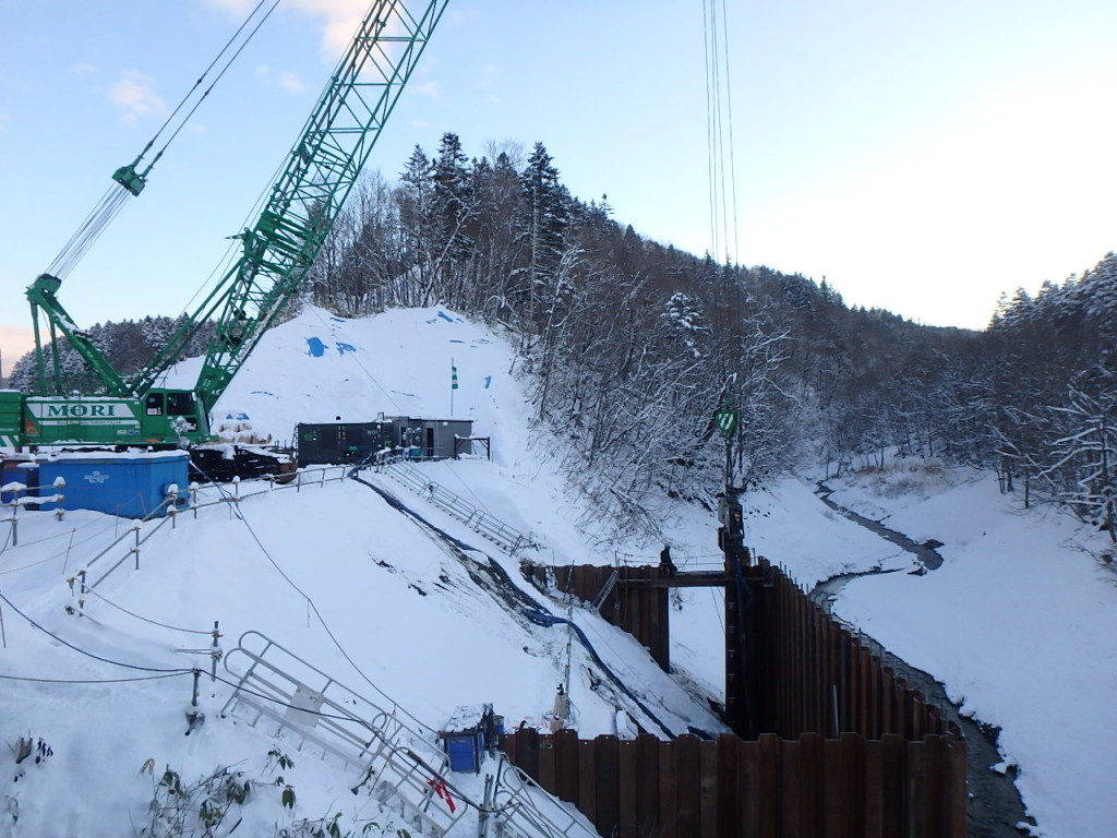 一般国道452号　三笠市 桂沢ダム7号橋P1橋脚工事