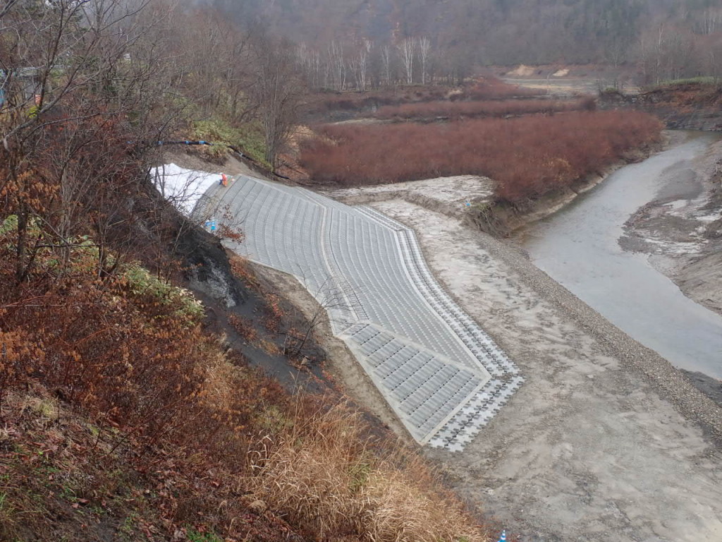 一般国道452号　三笠市　上桂沢改良工事