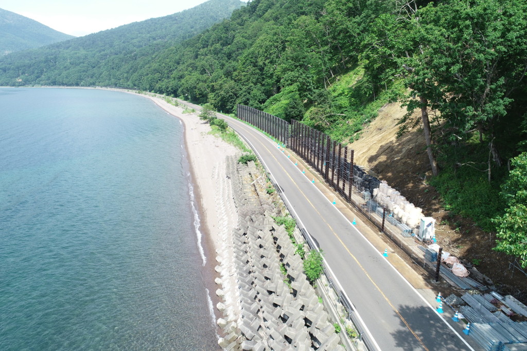 一般国道453号　千歳市　支笏湖畔法面補修外一連工事