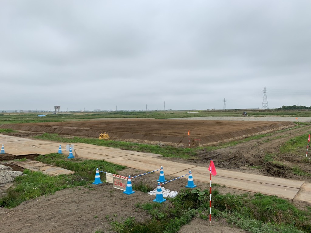 石狩川改修工事の内　江別太遊水地掘削運搬外工事