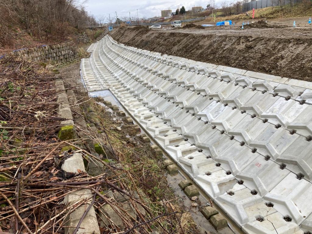 ポントネ川　大規模特定河川改修工事1工区（補正・明許）外