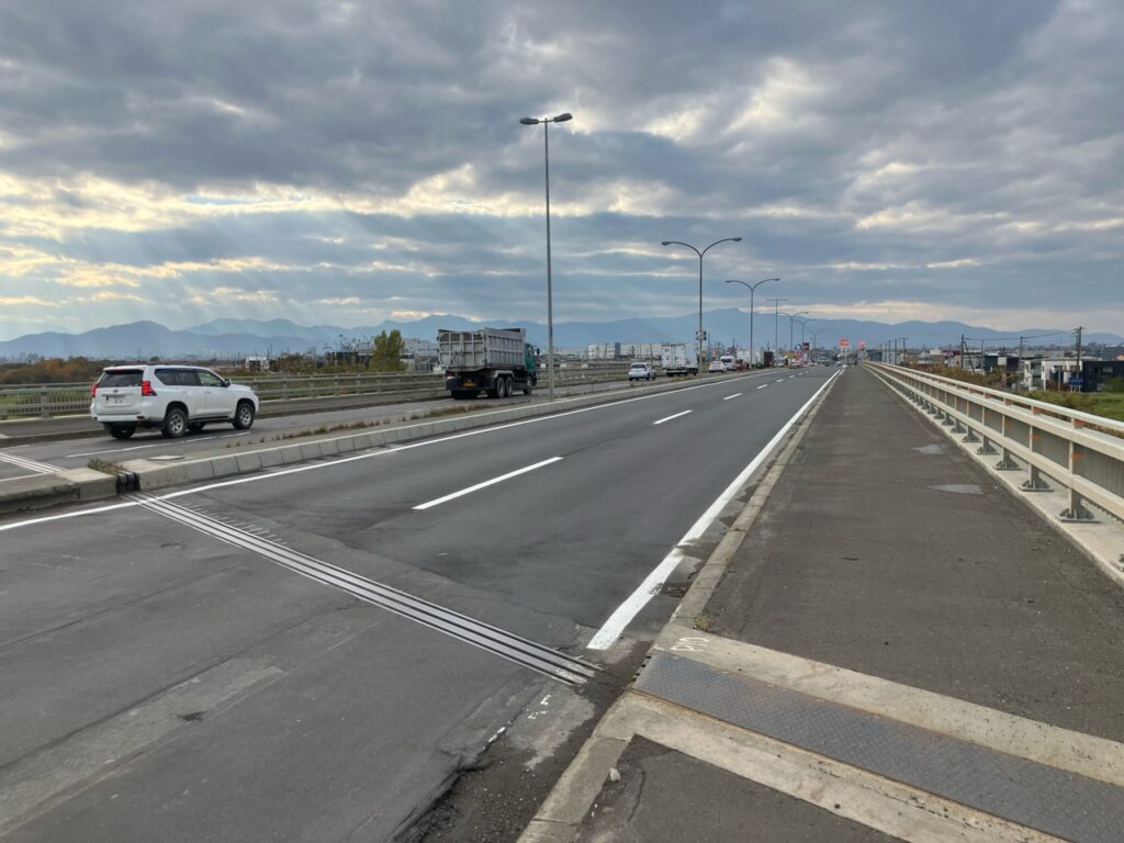 一般国道275号　札幌市　雁来大橋補修外一連工事
