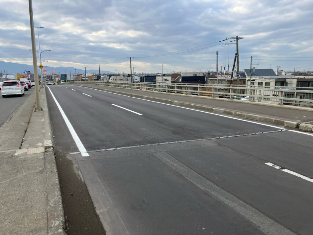 一般国道275号　札幌市　雁来大橋補修外一連工事